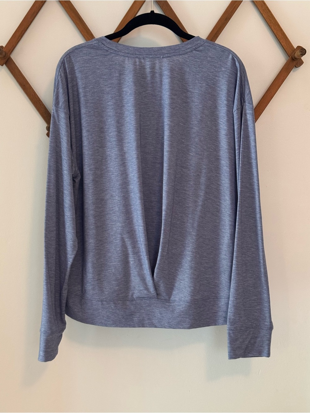 Long Sleeve Patagonia Glorya Twist Top - Picture 2 of 4
